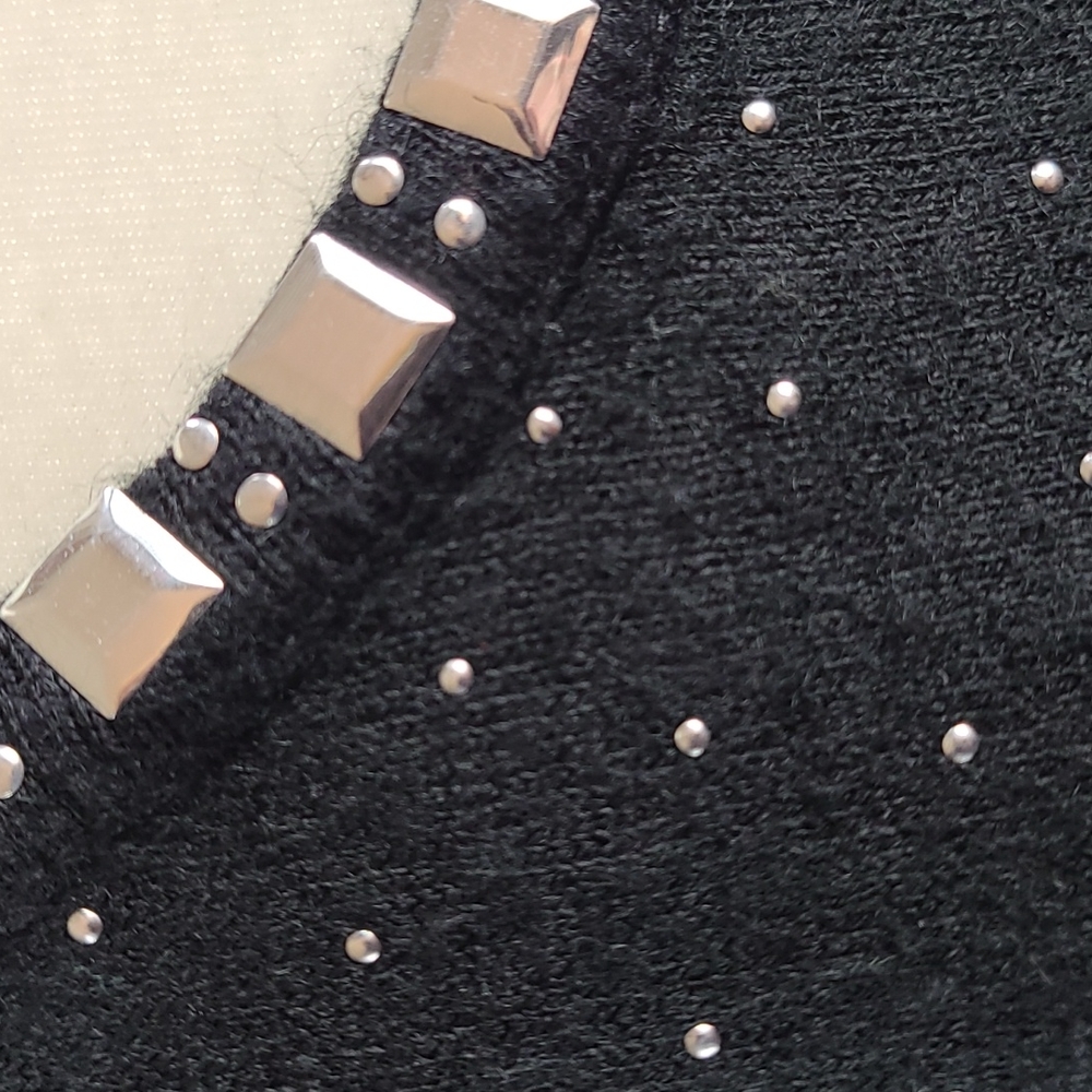 Cathy Daniels Sweater - Picture 5 of 12